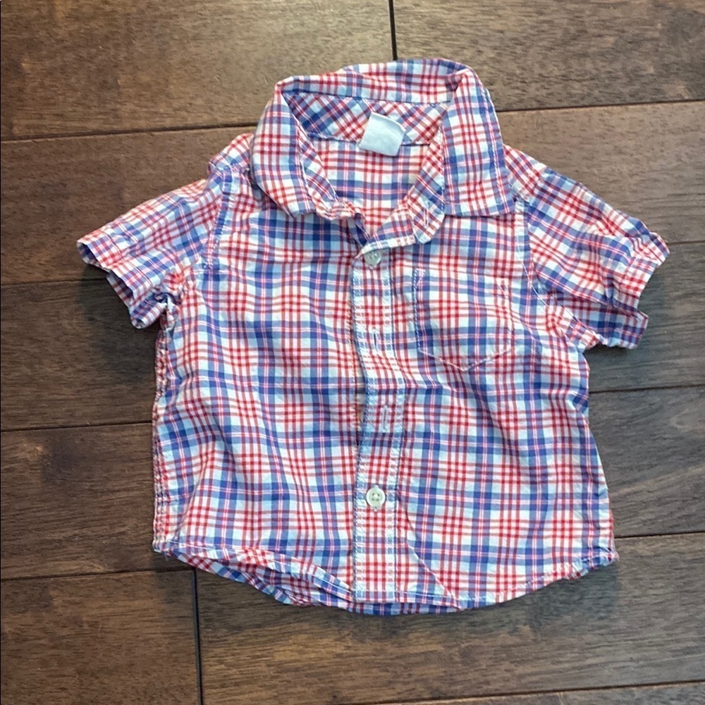 GAP Red and Blue Button Down Shirt for Casual Wear